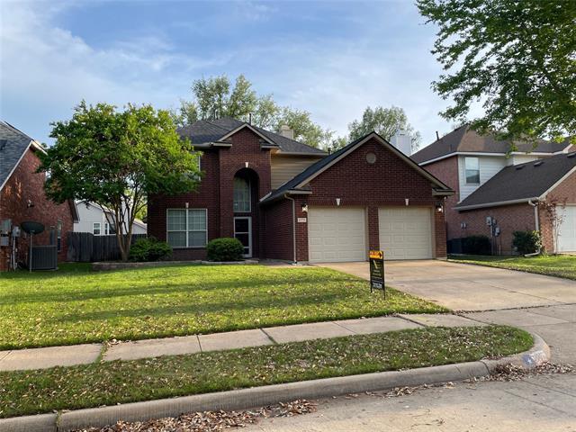 Building Photo - 2713 Chatsworth Dr