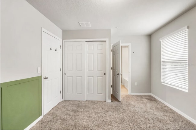 Building Photo - Charming 3-Bed Oasis in Ocoee: Spacious 1574 sq. ft. Townhouse with 2.5 Baths!