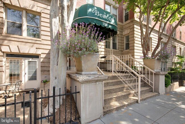 Building Photo - 1801 Calvert St NW