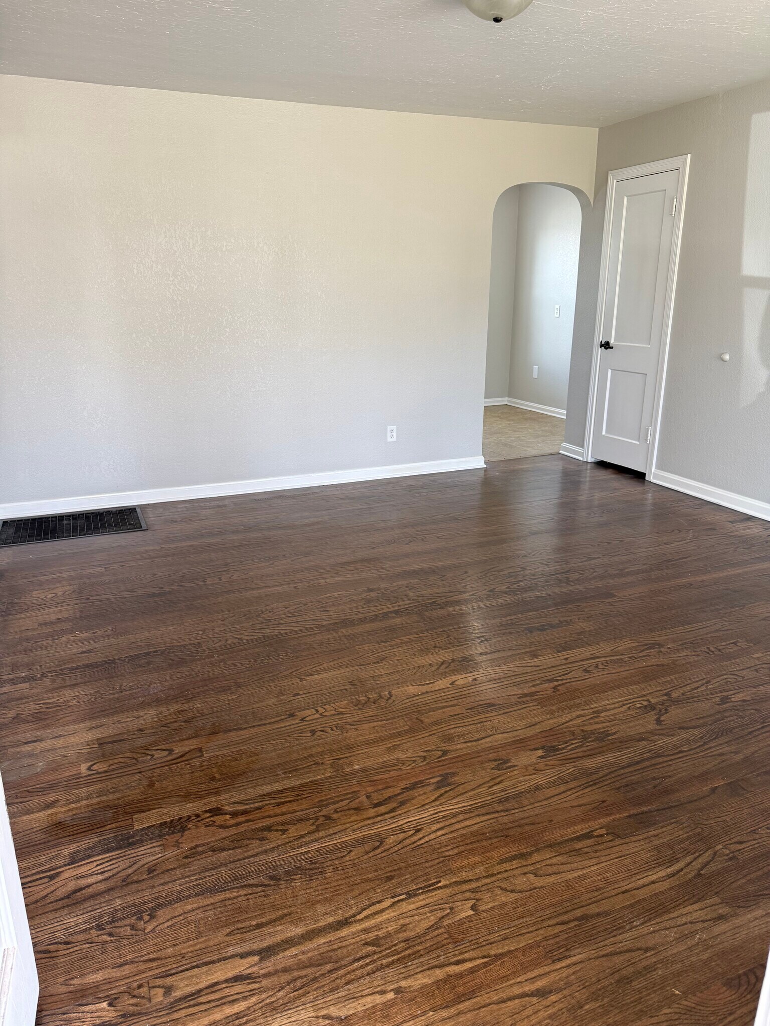 Building Photo - 1707 S Estelle St