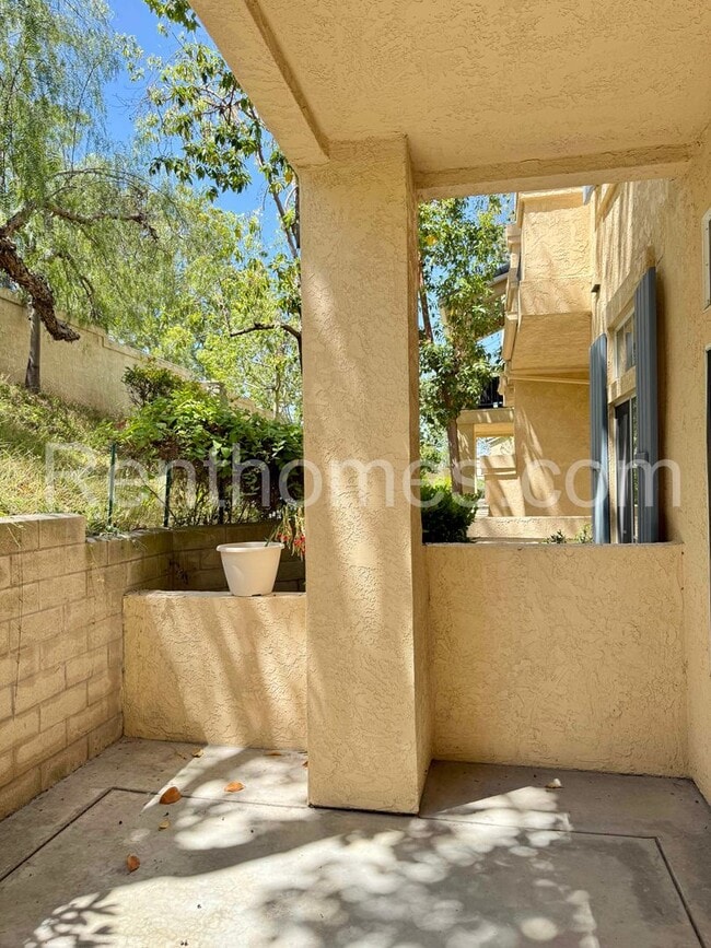 Building Photo - 11295 Provencal Pl