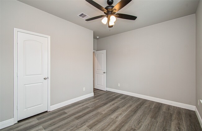 Building Photo - 2503 Joyful Forest Dr