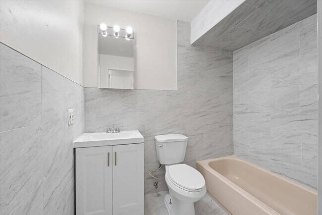 Building Photo - 56 POPLAR St