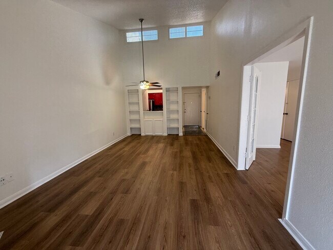 Building Photo - 10075 Westpark Dr