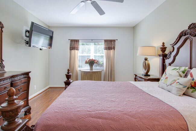 Building Photo - 8909 Sandshot Ct