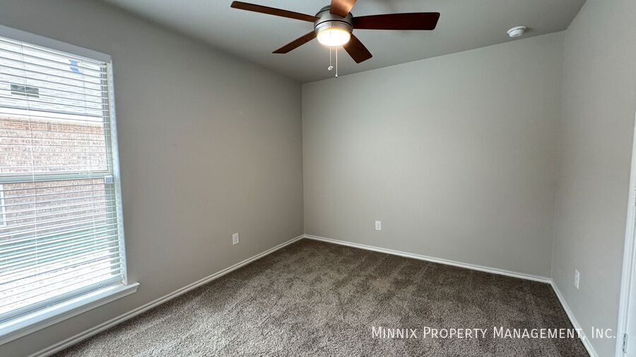 Building Photo - 7503 101st St