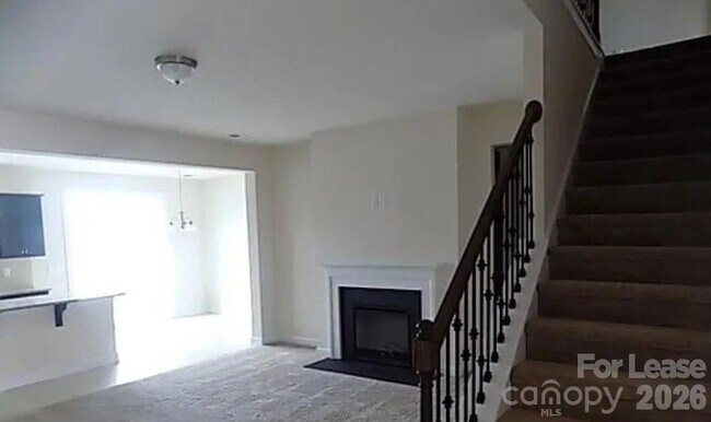 Building Photo - 5633 Garrow Glen Rd
