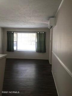 Building Photo - 205 E New Jersey Ave