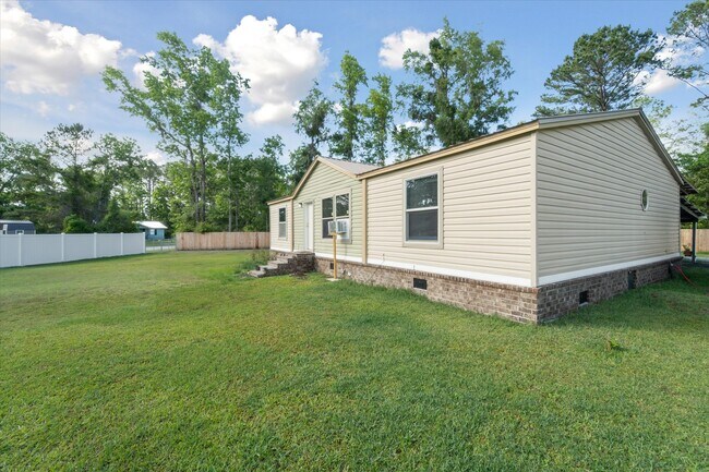 Building Photo - 151 Turning Point Ln