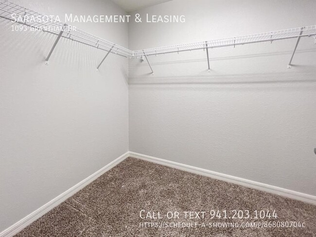 Building Photo - 1093 Grantham Dr