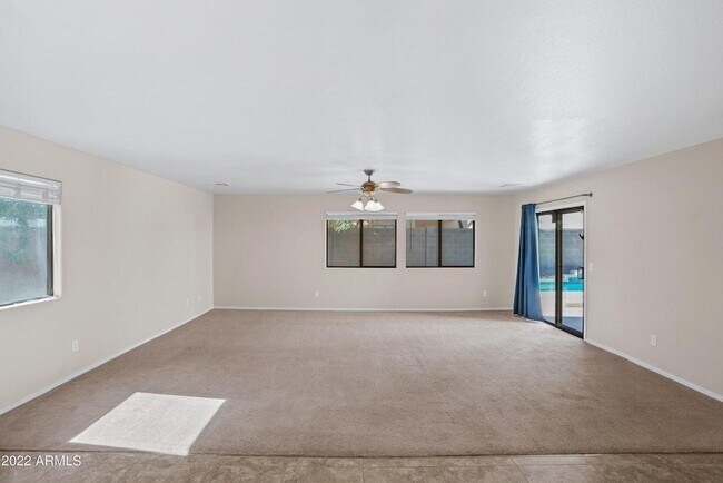 Building Photo - 15422 N 169th Ln