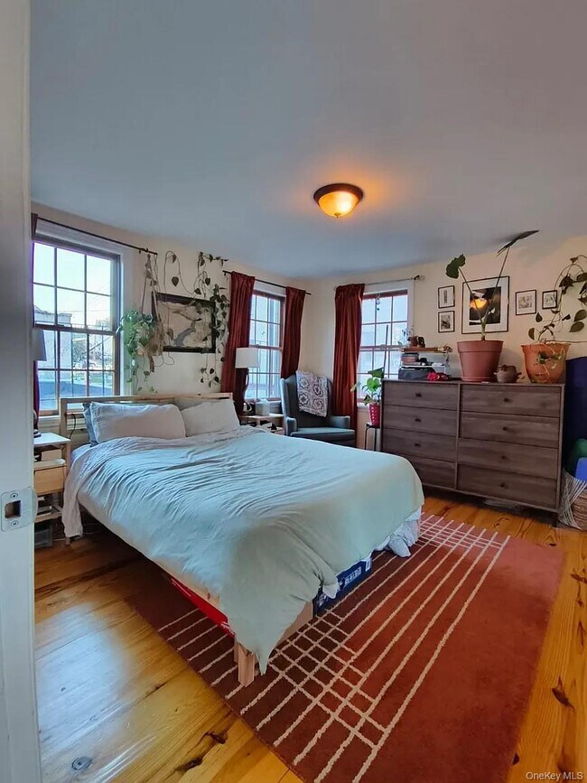 Building Photo - 1009 Brown St