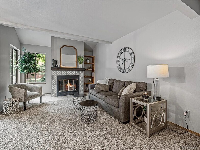 Building Photo - 1018 9th St