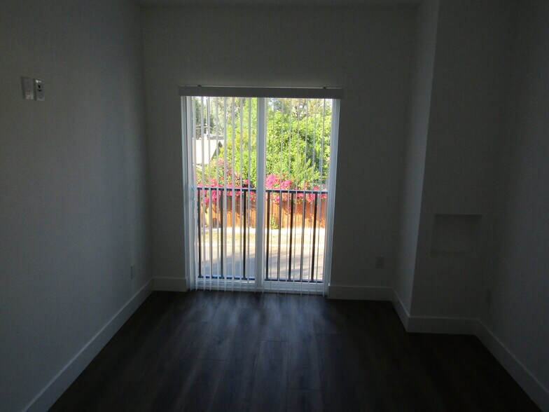 bedroom two - 21206 De La Osa St