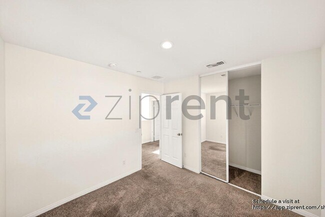 Building Photo - 7651 Heathblossom St