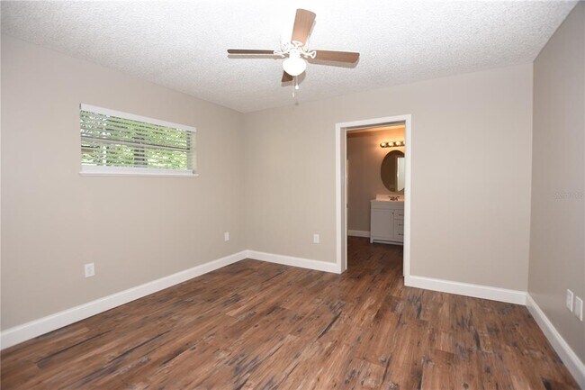 Building Photo - 1224 Waterview Blvd E