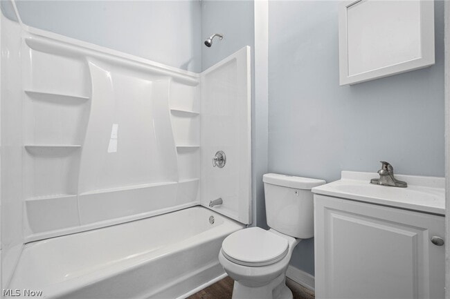 Building Photo - 3455 E 121st St