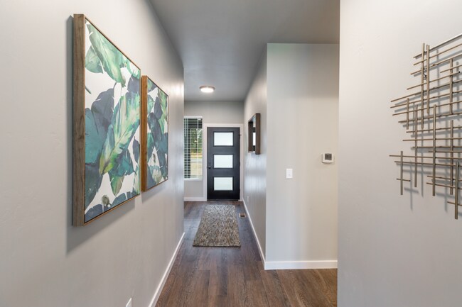 Building Photo - Fully Furnished New 5 Bed, 3 Bath Modern Home with over 3,241 Sq. Ft. on 2 Acres- MEAD SCHOOL DIS...