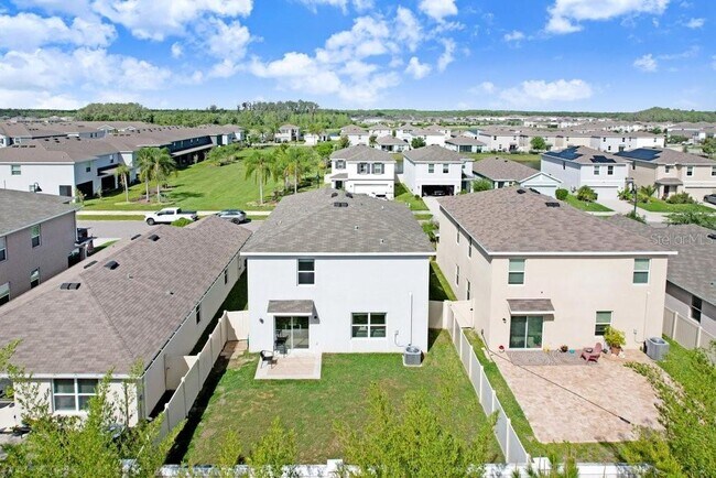 Building Photo - 3044 Suncoast Plains Dr