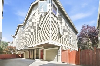 Building Photo - *Beautiful Ballard Townhome with Spacious Fenced Yard & Attached Garage FOR RENT* Available for M...