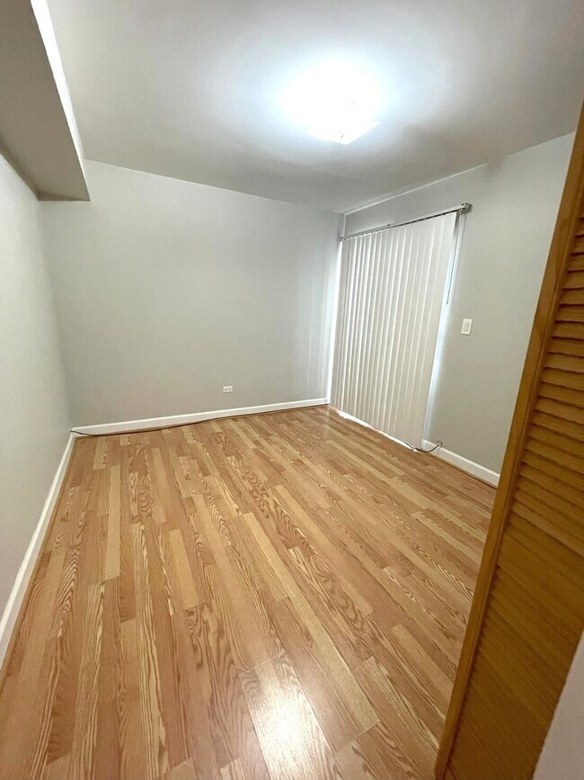 Building Photo - 6170 Knoll Ln Ct