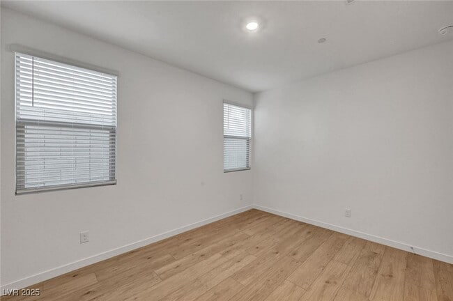 Building Photo - 1498 Marsh Bird St