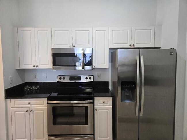 Building Photo - 651 Okeechobee Blvd