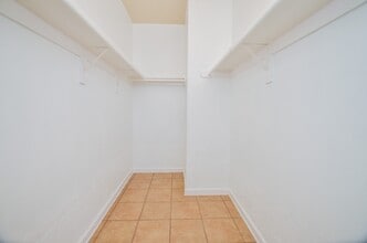 Building Photo - 10806 Woodwind Shadows Dr