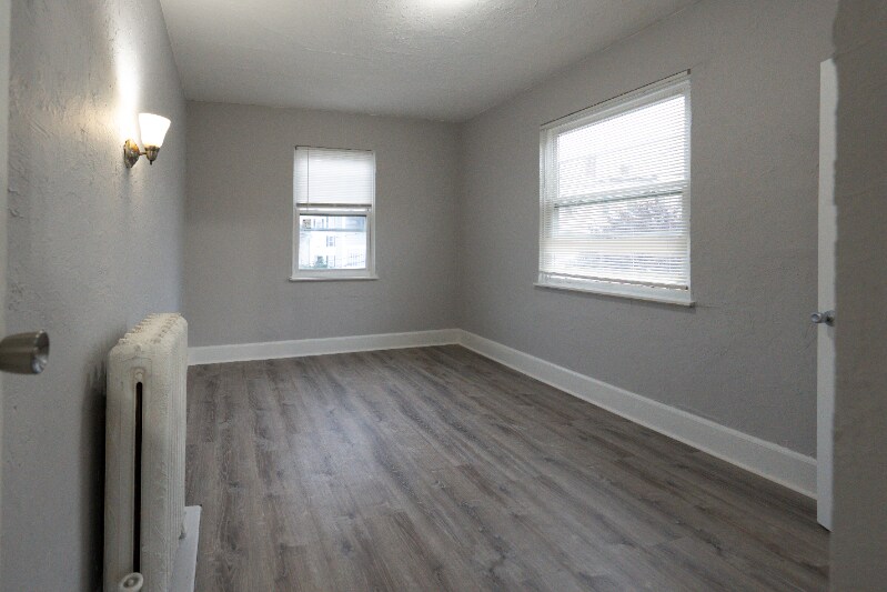 Building Photo - 11 Shepard St