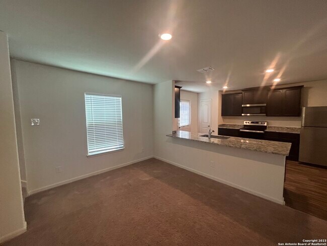 Building Photo - 11026 Chatham Ct