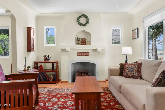 Building Photo - 2520 Casitas Ave