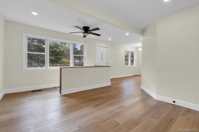 Building Photo - 21 Reading Rd