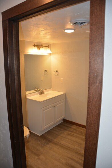 Building Photo - 327 Cordy Lane