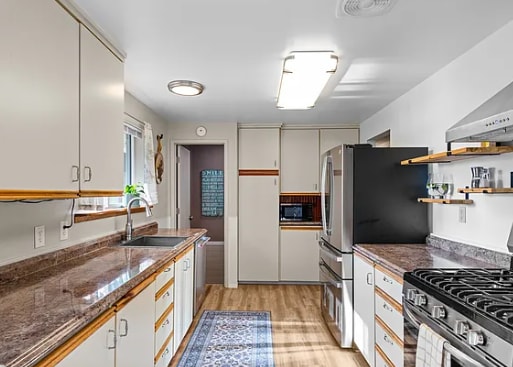 Building Photo - 1372 Orchard Loop