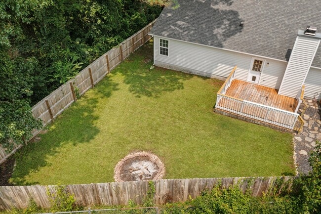 Building Photo - 1212 Gerald Dr