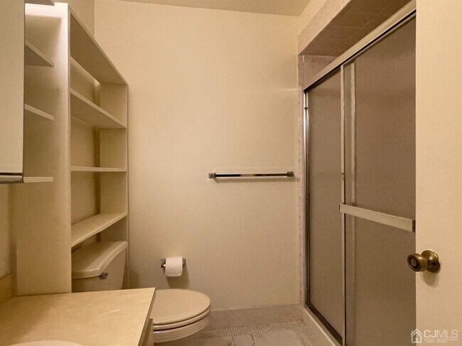 Building Photo - 1602 Green Hollow Dr