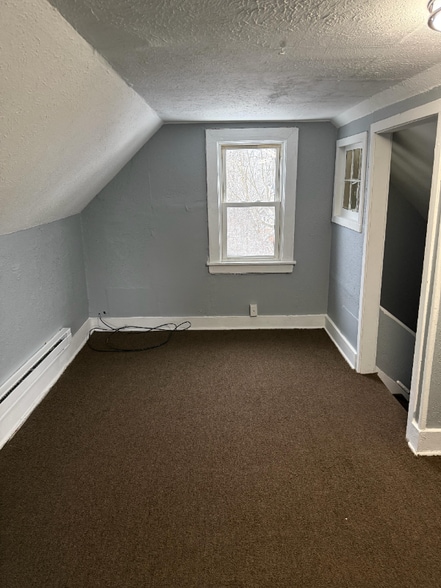 Building Photo - 12617 Griffing Ave