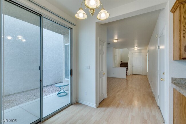 Building Photo - 10385 Morning Sorrow St