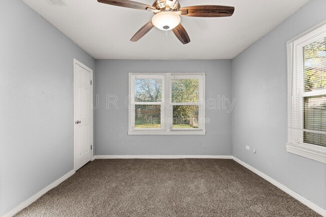 Building Photo - 3621 Redbird St