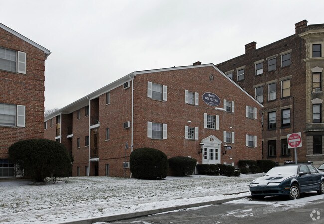 Building Photo - 3426 Telford St