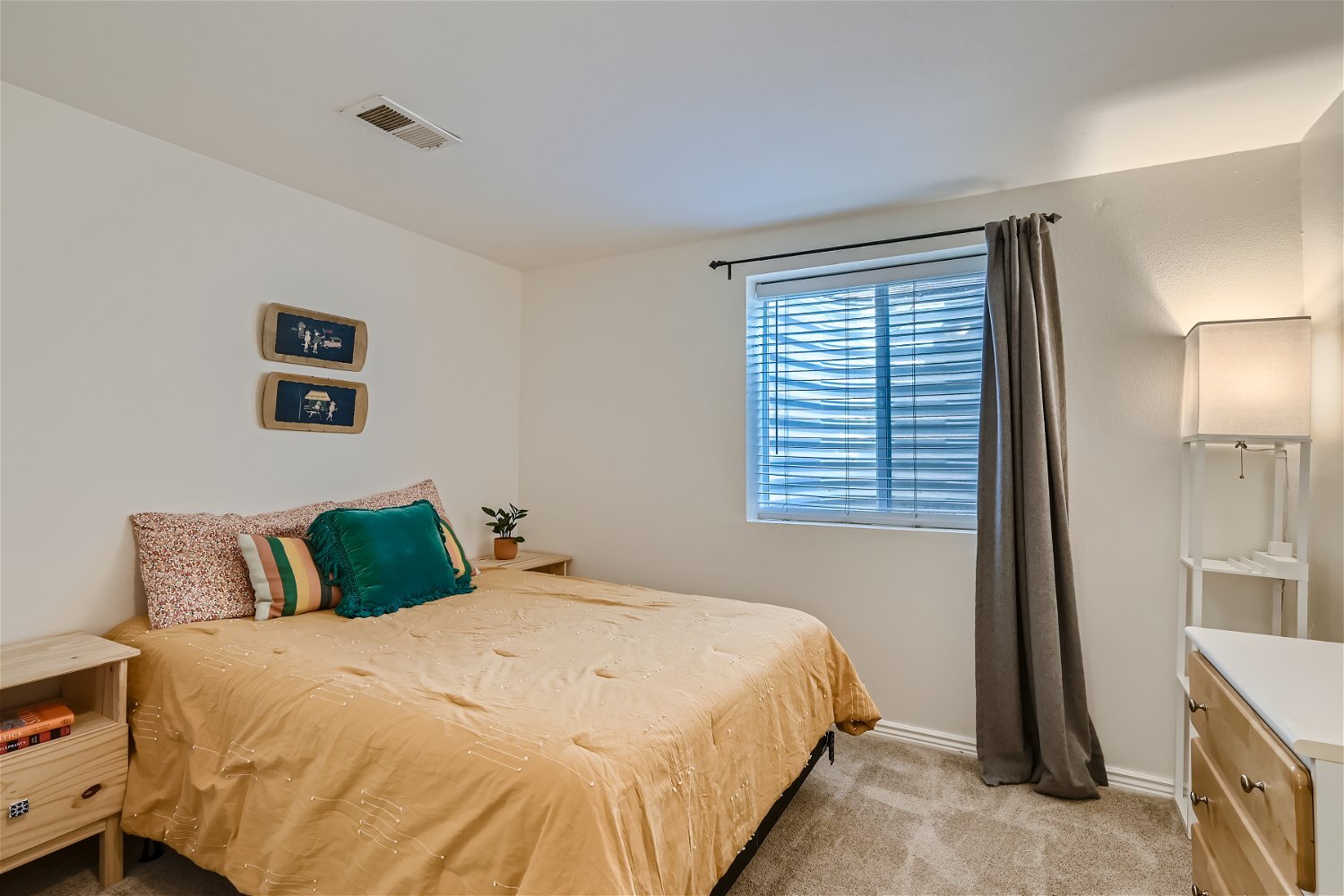 Building Photo - 1540 Lowell Blvd