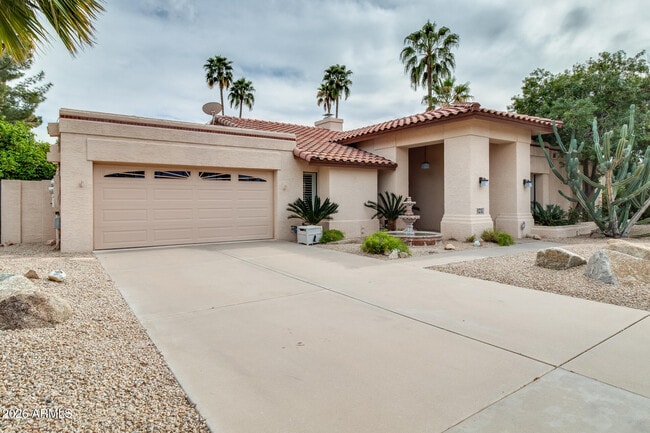 Building Photo - 10675 E Cinnabar Ave