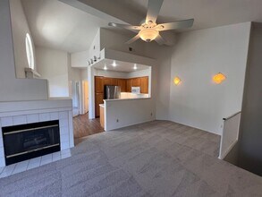 Building Photo - Spacious 2 Bedroom, 2 Bathroom Town Home w/ Attached Garage! Andria of UTC