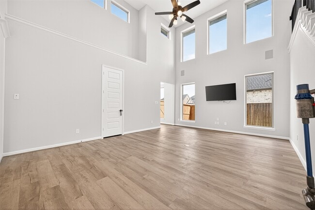 Building Photo - 7438 Denali Dr