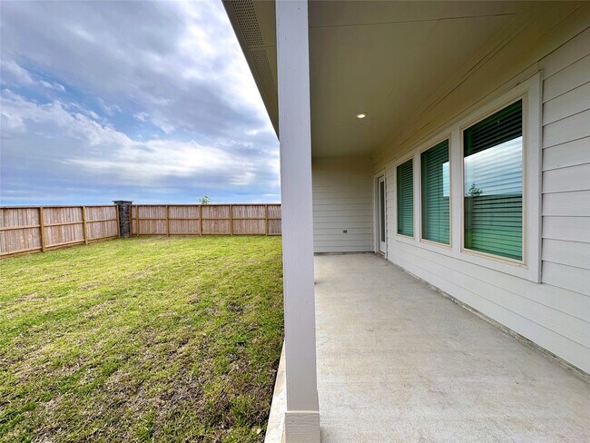 Building Photo - 21306 Owl Rd