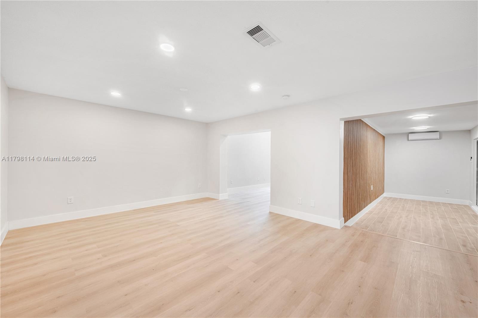 Building Photo - 14725 SW 107th Ter