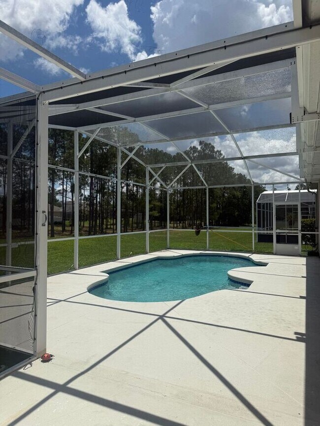 Building Photo - Beautiful Pool Home in Highlands Reserve golf community