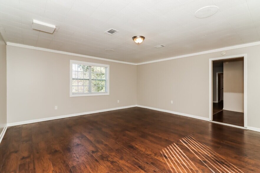 Building Photo - 3244 Stone Ct