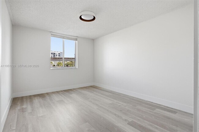 Building Photo - 1010 NW 11th St