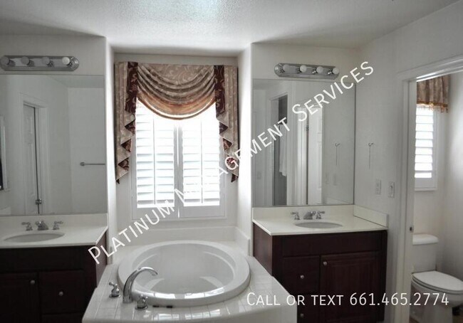 Building Photo - 4202 W Avenue J13